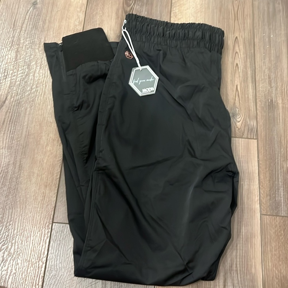 NEW Modiv Medium Black Women Joggers